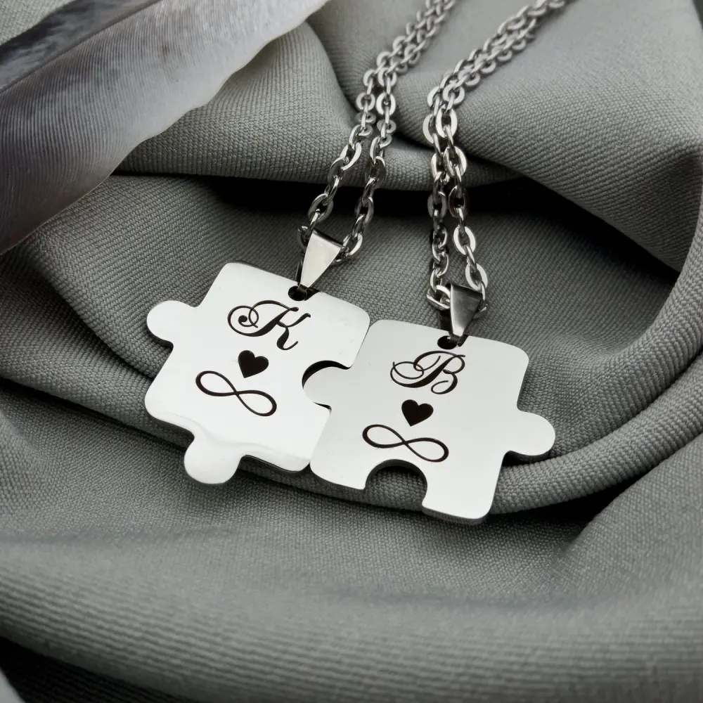 Puzzles pendant