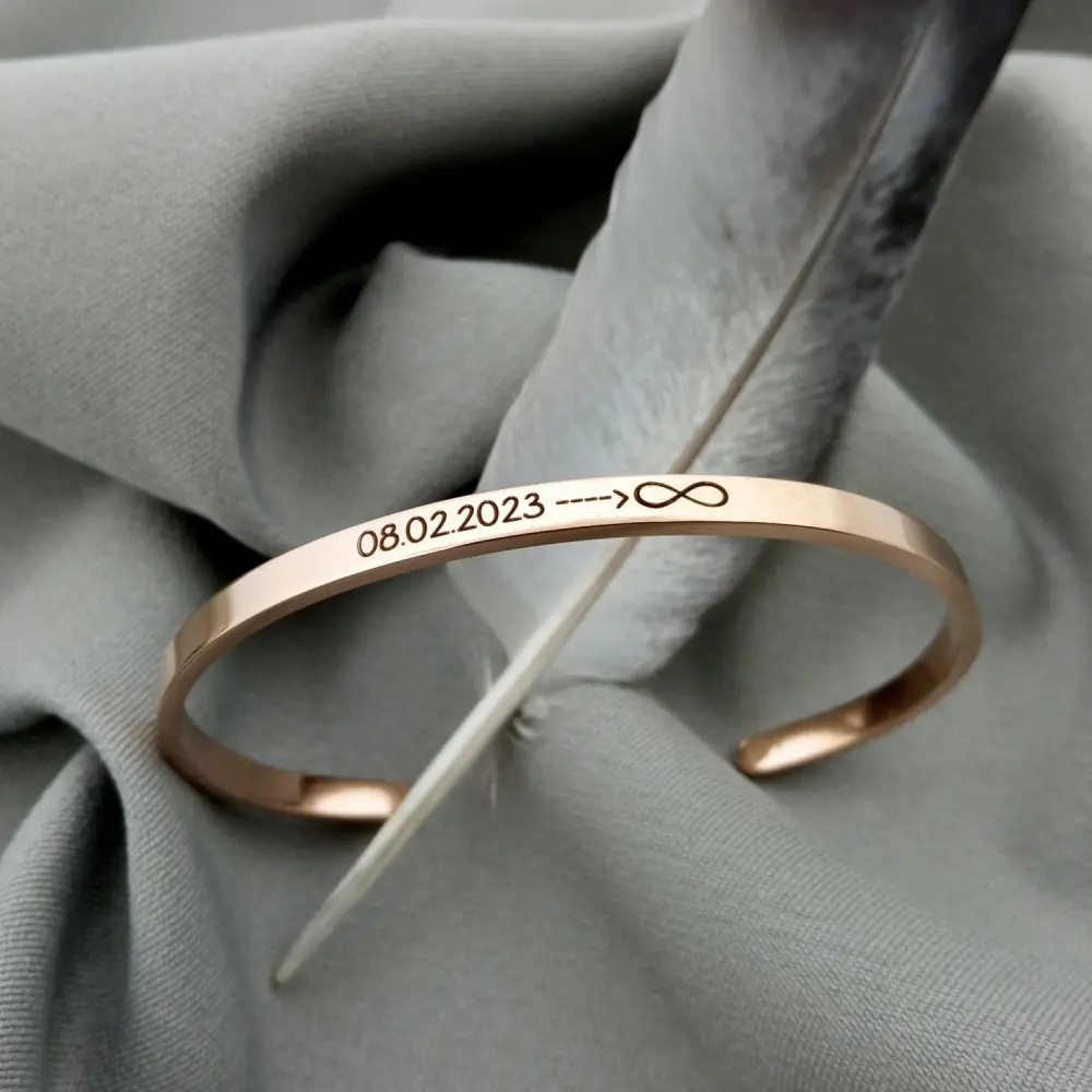 Curved steel bracelet 4 mm