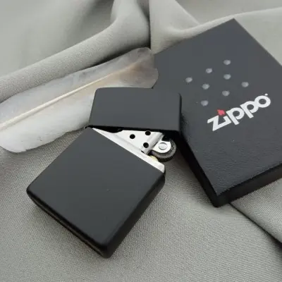 ZIPPO Black Matte 218 lighter